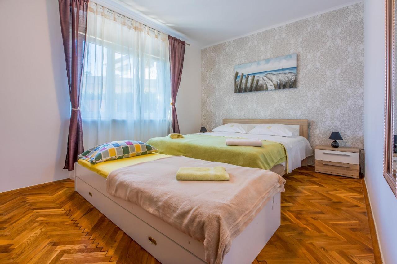 Apartment Leo Nona โนวีวีโนดอลสกี ภายนอก รูปภาพ