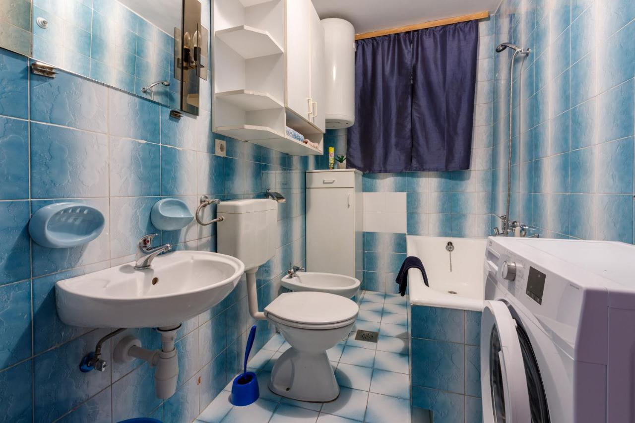Apartment Leo Nona โนวีวีโนดอลสกี ภายนอก รูปภาพ